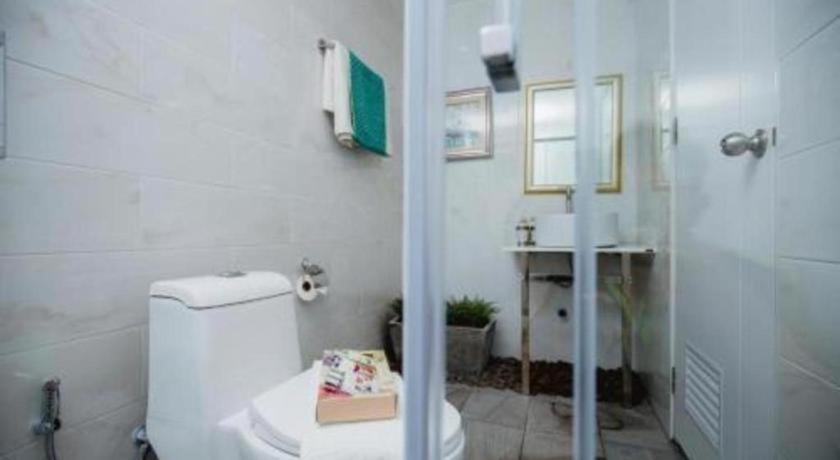 Anchor Boutique House Hotel Patong Exterior foto